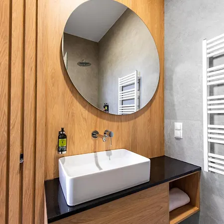 Apartment Nad Zatoka, 42m2 Z Widokiem Na Jezioro By Rent4you