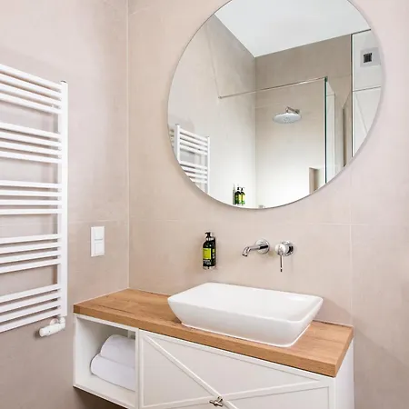 Apartment Nad Zatoka, 42m2 Z Widokiem Na Jezioro By Rent4you
